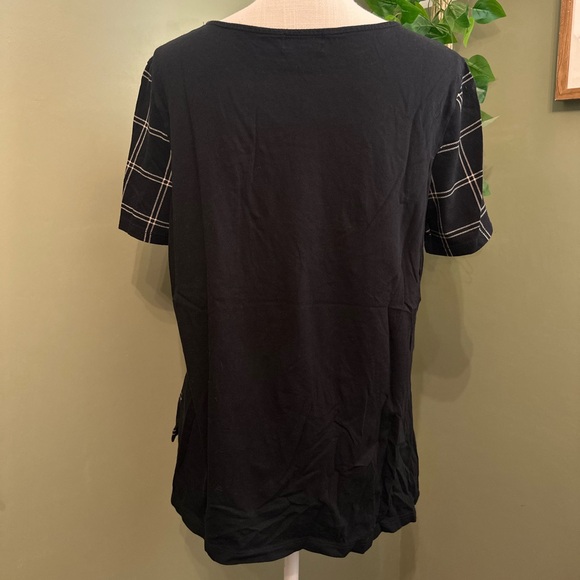 Old Navy Black Top - Picture 2 of 4